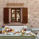 Yundantik Cunda Konaklari Bed & Breakfast 4*