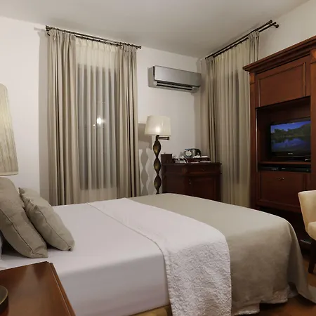 Yundantik Cunda Konaklari Couette-café 4*