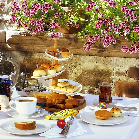Yundantik Cunda Konaklari Couette-café