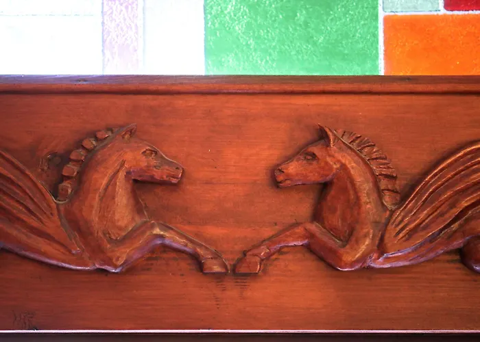 Yundantik Cunda Konaklari