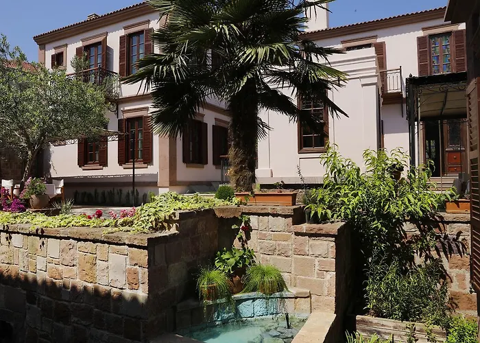 Yundantik Cunda Konaklari Bed & Breakfast 4*