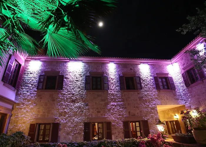 Yundantik Cunda Konaklari Bed & Breakfast 4*